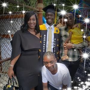 Meet your Posher, Taneisha